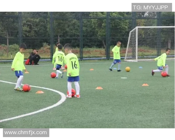 偶偶足球引领青少年热爱足球的新时代助力梦想成真